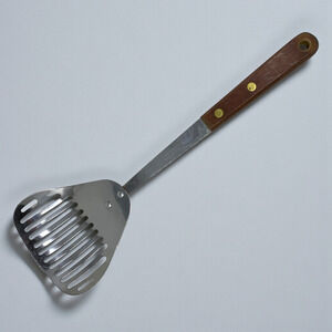 Vintage Robinson Knife Co Stainless Slotted Spoon Spatula Turner Wood Handle USA